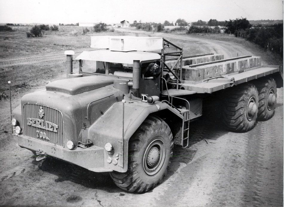 Berliet T100